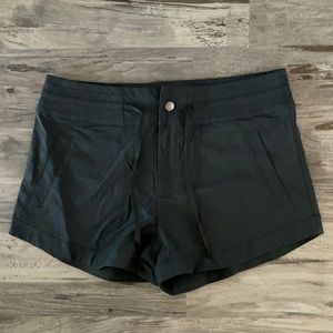NWT CRZ Yoga Hiking Shorts